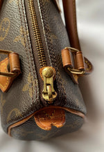 Load image into Gallery viewer, Louis Vuitton Nano Speedy
