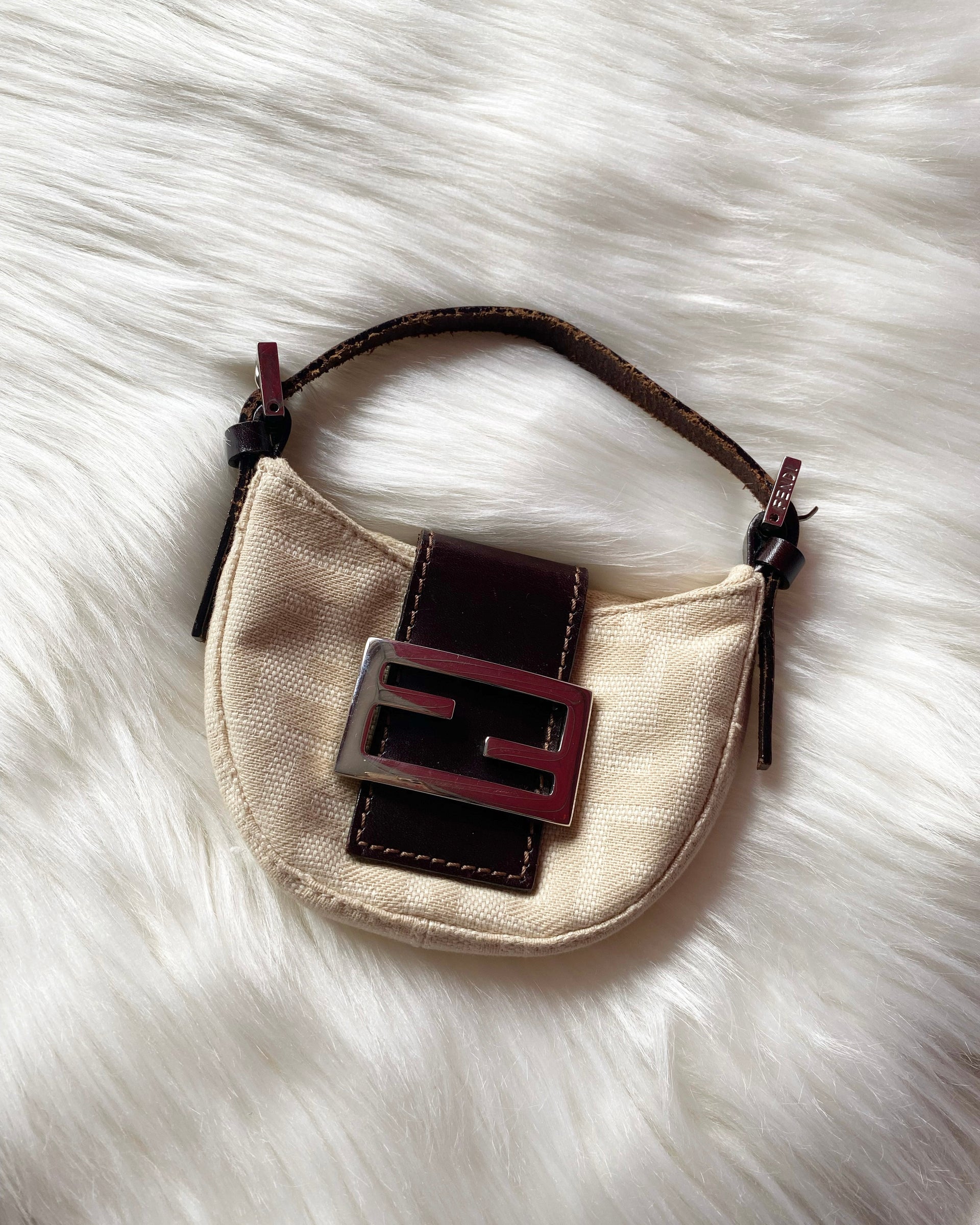 Fendi Mini Croissant – 905 VINTAGE